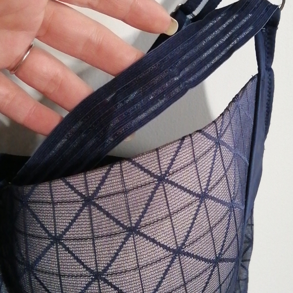 Ashley Graham bra - Picture 4 of 12